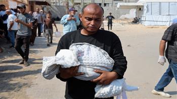 وفاة طفلين نتيجة التجويع وسوء التغذية في غزة.. ومستوطنون يقتحمون قرية المغير برام الله