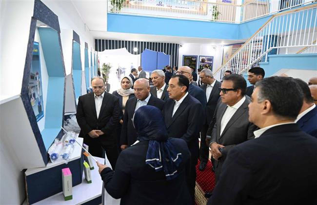 رئيس الوزراء يتوجه لمحافظة القليوبية لافتتاح وتفقد عدد من مصانع الأدوية المطورة التابعة لوزارة قطاع الأعمال