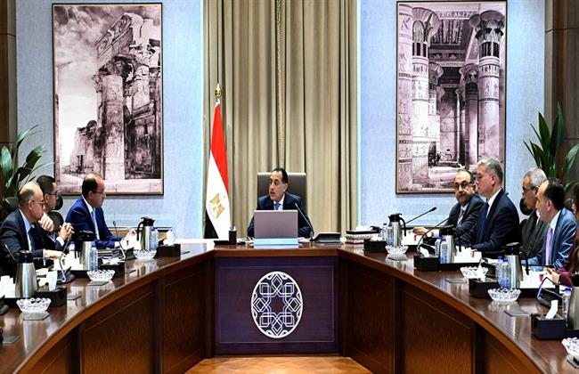 رئيس الوزراء يستعرض جهود تجهيز الشركات الحكومية للطرح وسُبل تنشيط البورصة