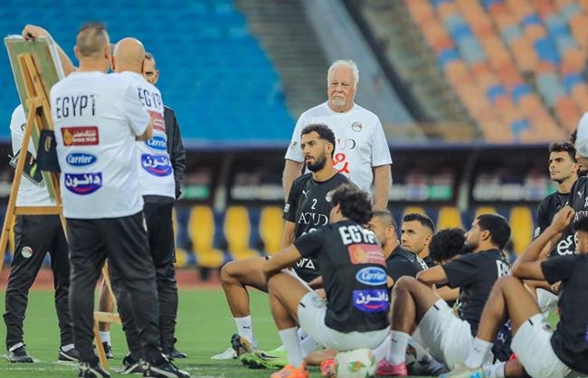 تصفيات كأس العالم.. حسام حسن يعقد جلسة مع لاعبي المنتخب قبل لقاء جيبوتي