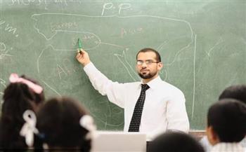 في اليوم العالمي للمعلم.. الإحصاء: مدرس لكل 28 تلميذ في مصر خلال العام الدراسي 2024/2025