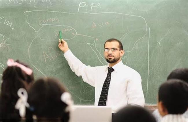 في اليوم العالمي للمعلم.. الإحصاء: مدرس لكل 28 تلميذ في مصر خلال العام الدراسي 2024/2025