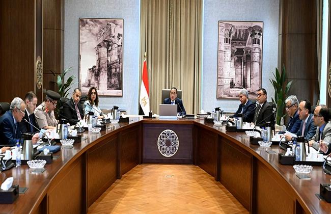 مدبولي يترأس اجتماع اللجنة الرئيسية لتقنين أوضاع الكنائس والمباني الخدمية التابعة لها