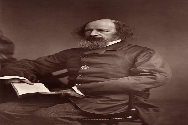 ألفريد تنيسون.. شاعر العصر الفيكتوري وصوت الحنين في زمن التحولات