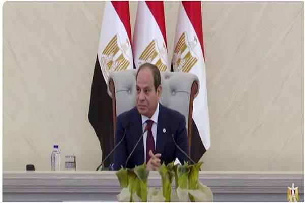 الرئيس السيسي: القوات المسلحة جزء من الشعب المصري