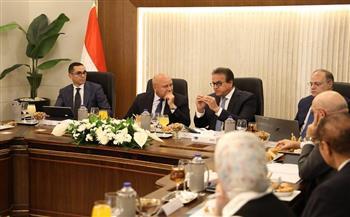 نائبا رئيس الوزراء يشهدان اجتماع مجلس هيئة الدواء لمتابعة نمو السوق الدوائي وتوطين صناعة المستحضرات