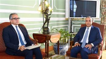 بعد فوز العناني برئاسة اليونسكو.. وزير الخارجية يهنئ الرئيس السيسي والشعب المصري