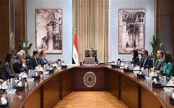 رئيس الوزراء يتابع جهود لجنة إدارة الدين العام الخارجي وتنظيم الاقتراض