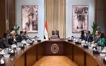 رئيس الوزراء يتابع جهود لجنة إدارة الدين العام الخارجي وتنظيم الاقتراض