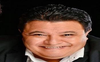 هشام عطوة يهنئ خالد جلال بتجديد تكليفه رئيسًا لقطاع المسرح