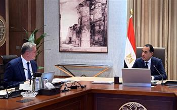 رئيس الوزراء يستعرض مع وزير البترول والثروة المعدنية عددًا من ملفات العمل