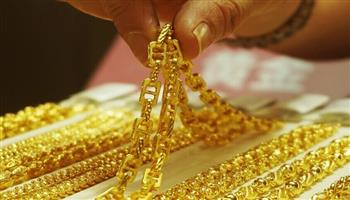 عقود الذهب الأمريكية الآجلة تتجاوز 4000 دولار مع تسارع وتيرة الإرتفاع القياسي