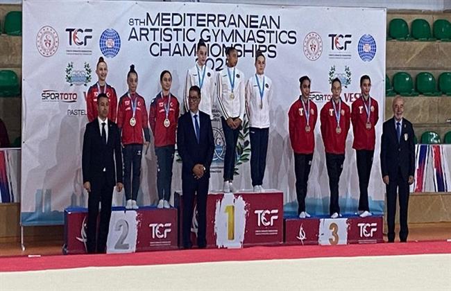وزير الشباب والرياضة يهنئ منتخب الجمباز الفني بذهبية البحر المتوسط 