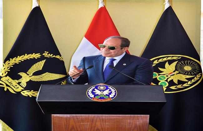 الرئيس السيسي يشهد احتفال أكاديمية الشرطة بمناسبة يوم الخريجين لعام 2025| صور