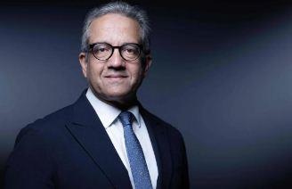 أخيرا تحقق الحلم بتأييد تاريخى..  مصر فى قلب العالم الثقافى..  بـ55 صوتا.. خالد العنانى رئيسا لليونسكو