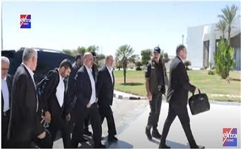 وصول وفد حركة حماس إلى مقر انعقاد مفاوضات قطاع غزة في شرم الشيخ (فيديو)