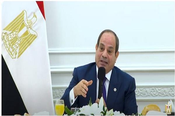 الرئيس السيسي: ثورة التغيير يمكن أن تأخذ البلد 50 سنة للخلف بدون تحقيق أهدافها