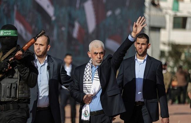 إعلام إسرائيلي: لن يتم تسليم جثماني يحيى السنوار وشقيقه في إطار الصفقة