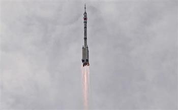 الصين تطلق مركبة "شنتشو-21" لمحطتها الفضائية في مهمة تستغرق 6 شهور