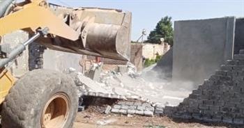 إزالة 25 حالة تعد على الأراضي الزراعية والبناء العشوائي بالإسكندرية