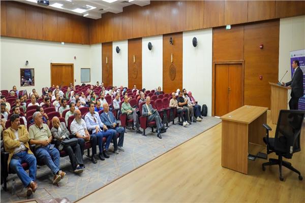 بالتعاون مع زارة الاتصالات.. نقيب المهندسين يفتتح ورشة عمل "الذكاء الاصطناعي التوليدي للمهندسين" 