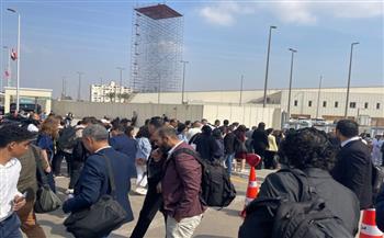 وسط حضور عالمي.. وفود وسائل الإعلام الدولية تصل إلى المتحف الكبير