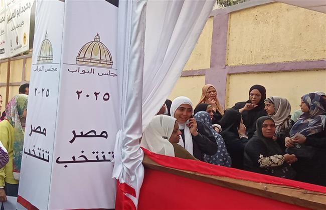 العرس الديمقراطي في أبهى صوره.. المصريون يصنعون مشهدًا انتخابيًا واعيًا وانتظام اللجان في البحيرة