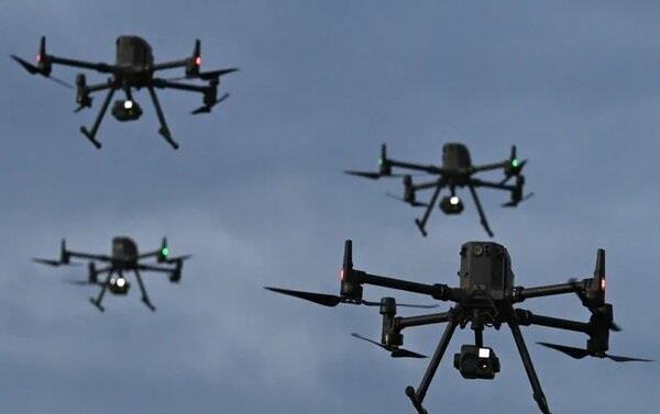 رويترز: رصد 3 طائرات مسيرة مجهولة فوق محطة الطاقة النووية في بلجيكا