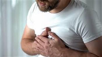 "الصحة" تقدم 5 عادات تقلل من خطورة الإصابة بأمراض القلب والأوعية الدموية