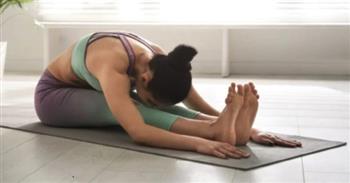 5 وضعيات يوجا للتخلص من الانتفاخ والآم الجهاز الهضمي