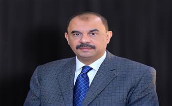 محافظ سوهاج يتابع العملية الانتخابية ويطمئن على توافد الناخبين