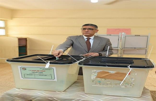 محافظ الجيزة يُدلي بصوته في انتخابات مجلس النواب 2025