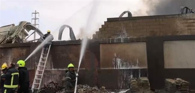 مصرع شخص وإصابة 6 آخرين إثر حريق مصنع بويات بمدينة السادات في المنوفية