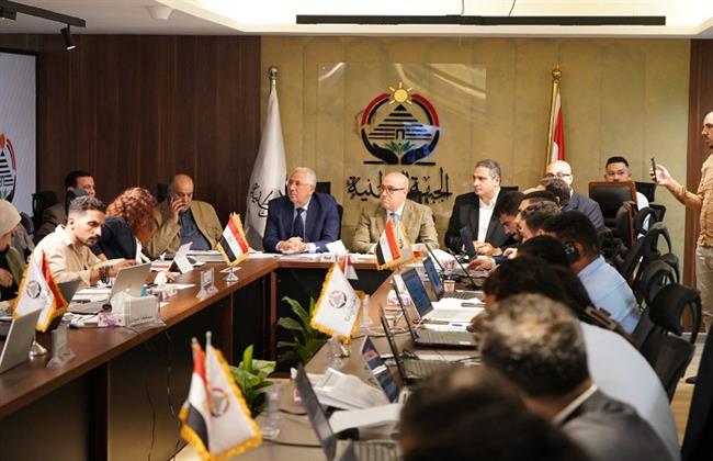 انتخابات النواب| عاصم الجزار يتفقد غرفة عمليات "الجبهة الوطنية".. ويؤكد: نثق في وعي الشعب المصري