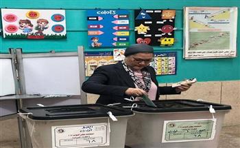 رئيسة القومي للطفولة والأمومة تُدلي بصوتها في انتخابات "النواب" وتدعو المواطنين للمشاركة الفاعلة