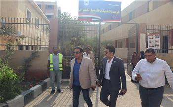 السكرتير العام المساعد للمحافظ يتفقد اللجان الانتخابية ببني سويف وإهناسيا 