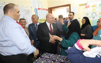 محافظ بني سويف يتابع انتظام أعمال التصويت خلال تفقده عددا من لجان انتخابات مجلس النواب 2025