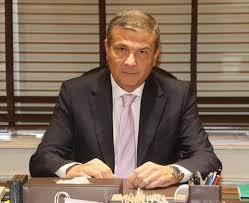 وزير الزراعة خلال إدلائه بصوته في "انتخابات النواب" بالإسكندرية: المشاركة مسئولية تجاه الوطن