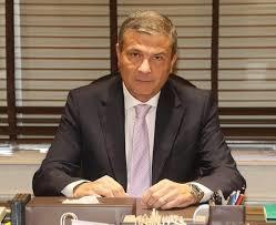 وزير الزراعة خلال إدلائه بصوته في "انتخابات النواب" بالإسكندرية: المشاركة مسئولية تجاه الوطن