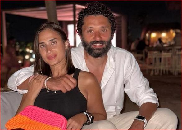 كريم محمود عبد العزيز يعلن انفصاله عن زوجته آن الرفاعي: "مفيش أي شخص له دخل بالمشاكل"