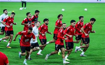 الجهاز الفني للنادي الأهلي يمنح اللاعبين راحة 5 أيام بعد التتويج بالسوبر