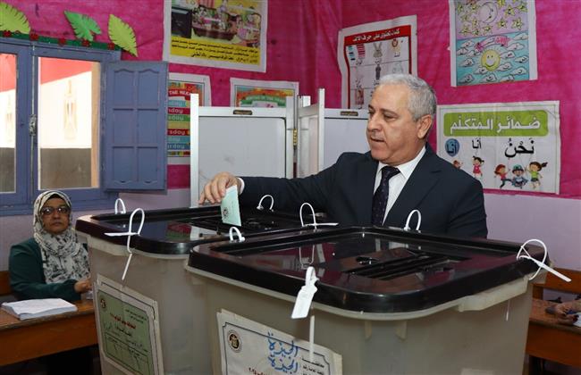 عقب الإدلاء بصوته.. الشوربجي: الصحافة القومية عين المواطن ومهمتها تقديم صورة شاملة لكافة مراحل الانتخابات