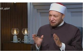 كيف نتغلب على الضيق والهم؟.. أمين الفتوى يجيب 