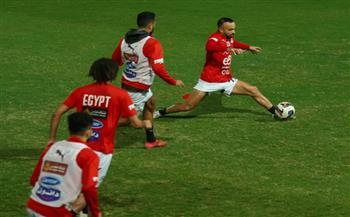 منتخب مصر الثاني يخوض مرانه المسائي استعدادا لمواجهة الجزائر 