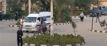 لاستكمال مراسم الدفن.. خروج جثمان إسماعيل الليثي من مستشفى ملوي في المنيا