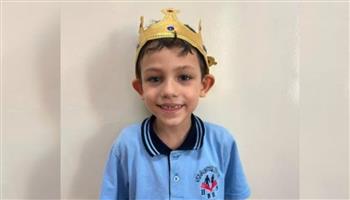 أطلّ برأسه من الشباك فقتلته شجرة.. وفاة طفل لبناني داخل حافلة مدرسية