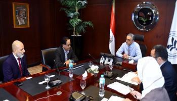 الهيئة العامة للاستثمار تبحث مع “ديستني إنرجي” إنشاء مصنع لإنتاج الأمونيا الخضراء بمصر
