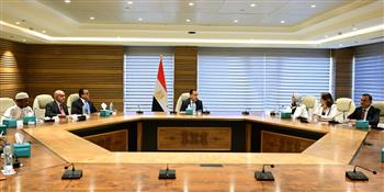 رئيس الوزراء يلتقي وزراء الصحة والتعليم ببعض الدول في المؤتمر العالمي للسكان