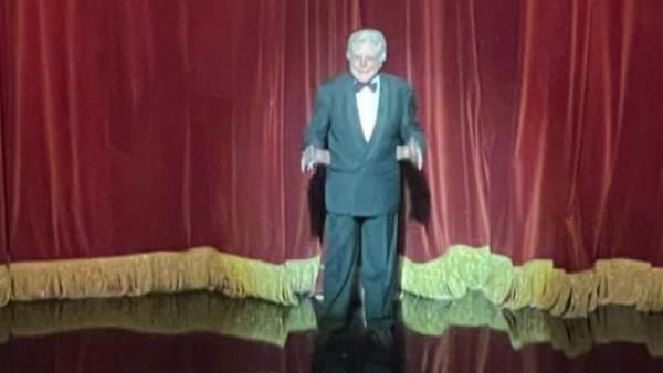 حسين فهمي: المهرجان يواصل دعمه للقضايا الإنسانية الهامة