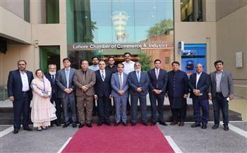 زيارة السفير المصري لغرفة تجارة لاهور لتعزيز العلاقات التجارية بين مصر وباكستان